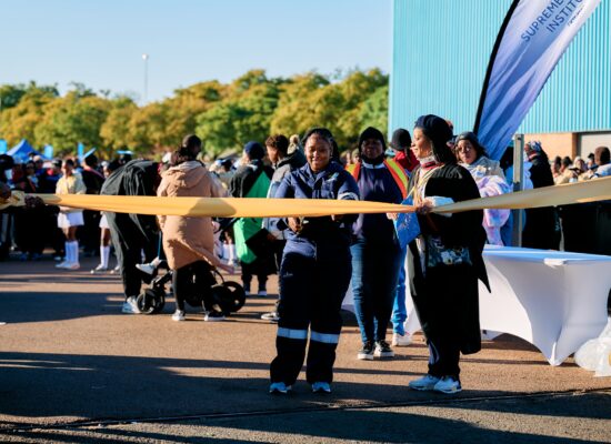 m122SingleShotRAWS08JPEG-Fullsize,highestqualityJPEGQuality1005--