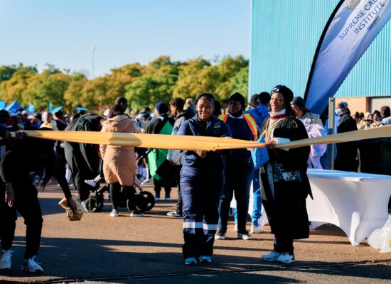 m124SingleShotRAWS08JPEG-Fullsize,highestqualityJPEGQuality1005--