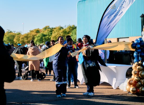 m126SingleShotRAWS08JPEG-Fullsize,highestqualityJPEGQuality1005--